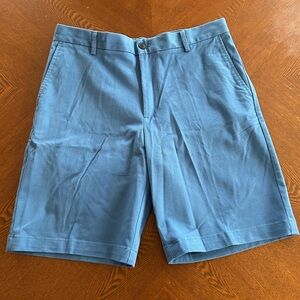 Izod Blue Flat Front Shorts Lightweight Casual Wear